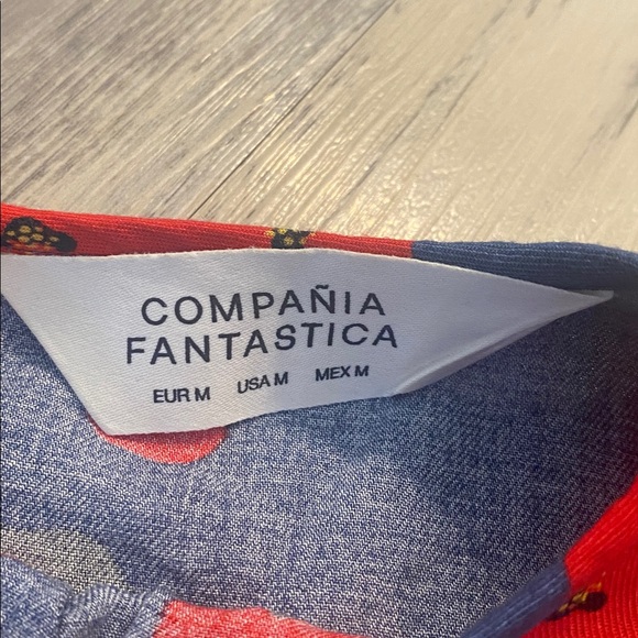 Companies Fantastica Poppy L/S Grey Red Should Ruffle Top Blouse Size Medium - Picture 3 of 11